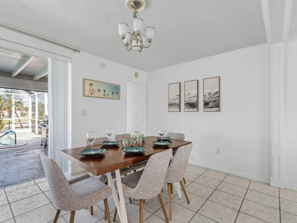 Discover a Great Retreat in Cape Coral - 3 Bedroom Home with Private Pool